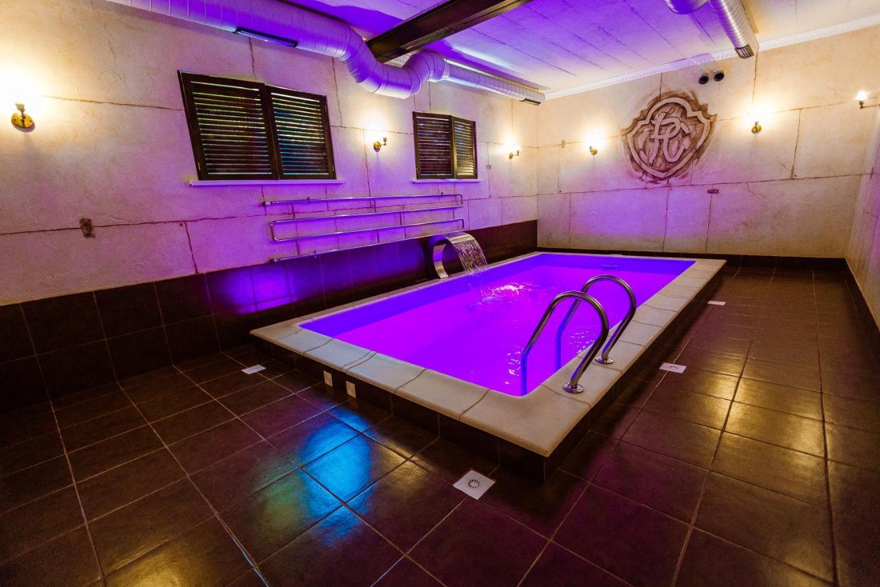Hotel&Restaurant Premium Club Jaremtje Exteriör bild